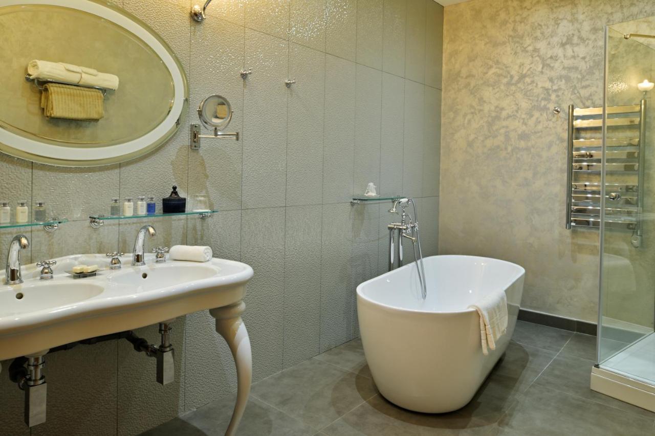 Hotel Demeure Loredana Saint-Florent  Ngoại thất bức ảnh