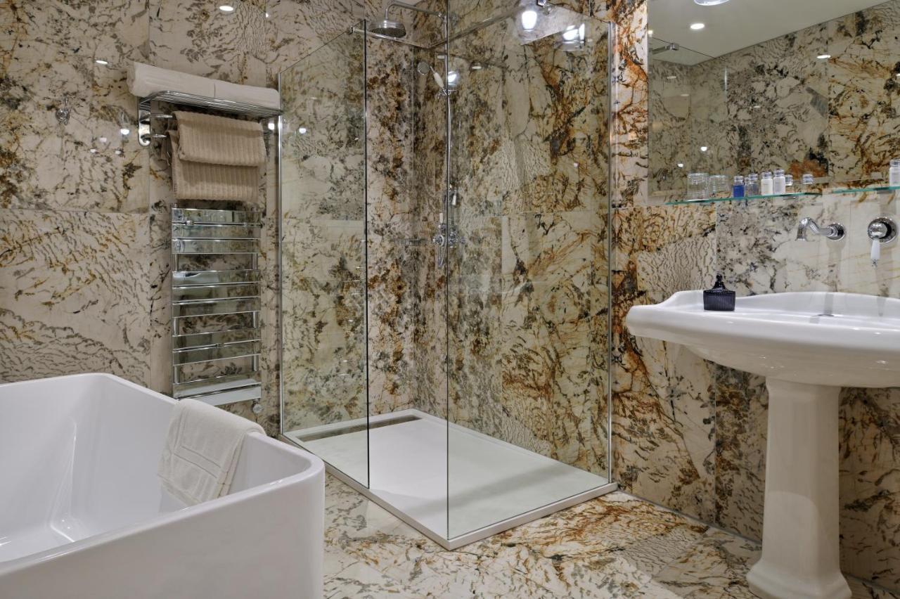 Hotel Demeure Loredana Saint-Florent  Ngoại thất bức ảnh