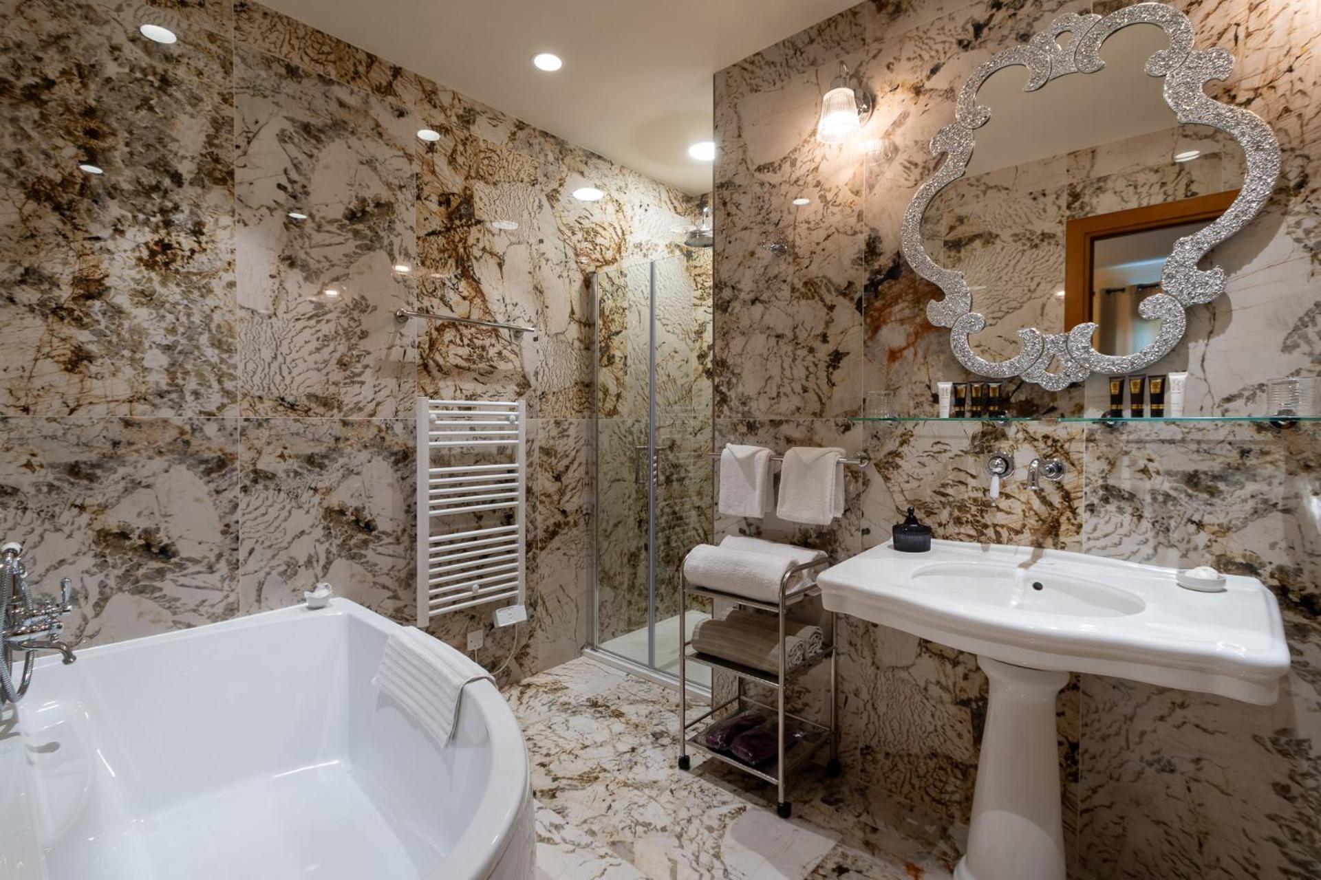 Hotel Demeure Loredana Saint-Florent  Ngoại thất bức ảnh
