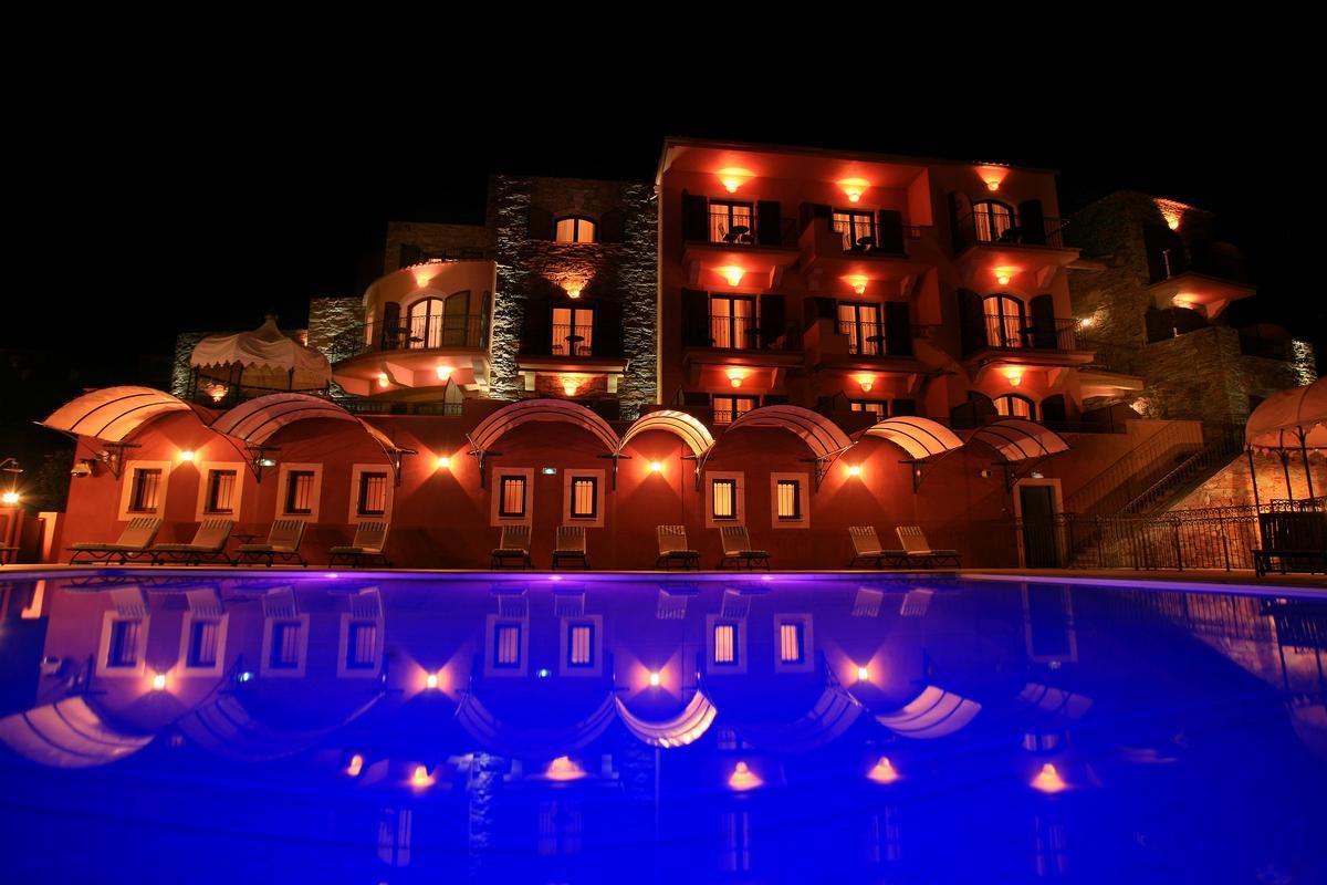 Hotel Demeure Loredana Saint-Florent  Ngoại thất bức ảnh